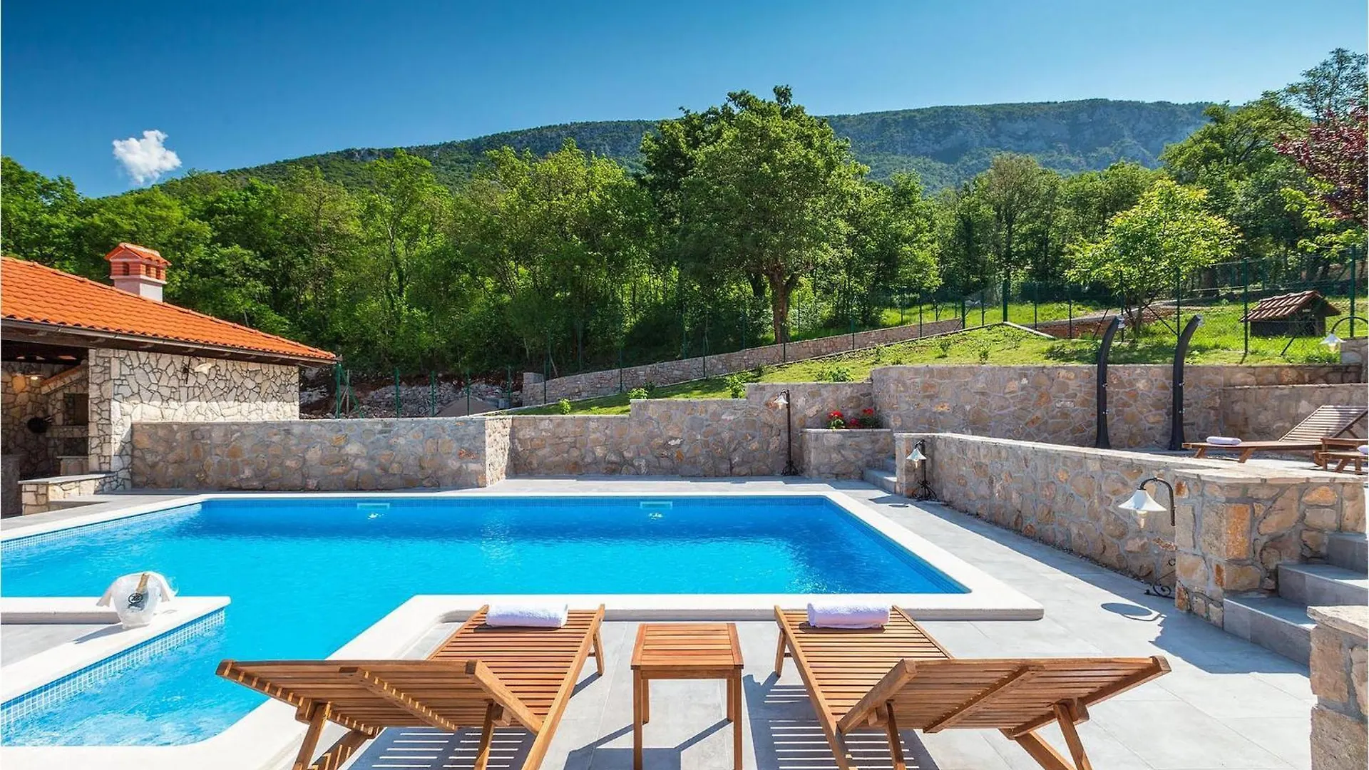 Villa Skavre Pulgarija Cepic Holiday home