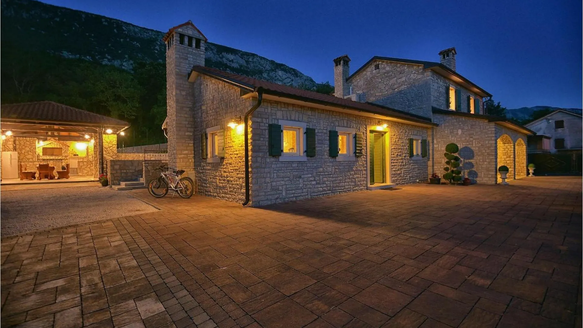 Villa Skavre Pulgarija Cepic Holiday home