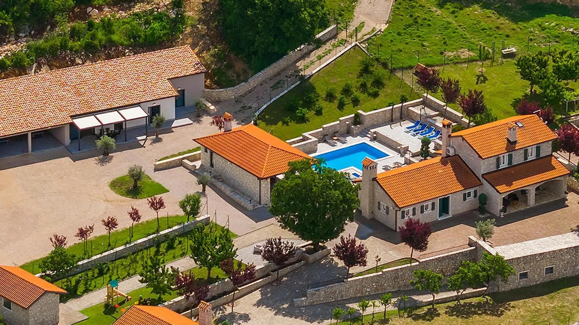 Villa Skavre Pulgarija Cepic
